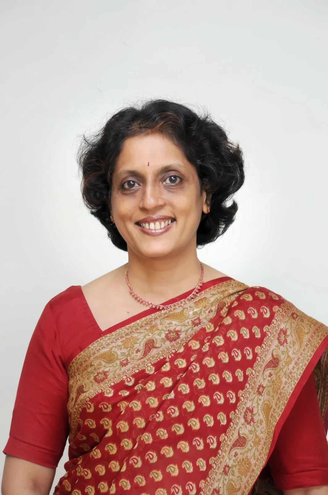 Dr. Manjula Pishawikar - Gynecologist/Obstetrician in Kolhapur