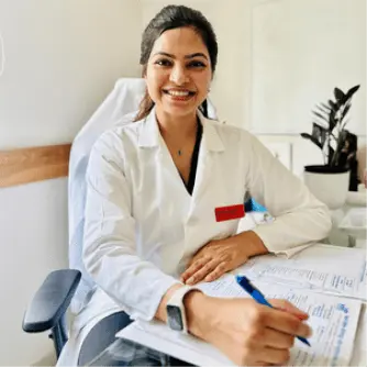 Dr. Deyonna Akash Prabhu - Plastic Surgeon in Kolhapur